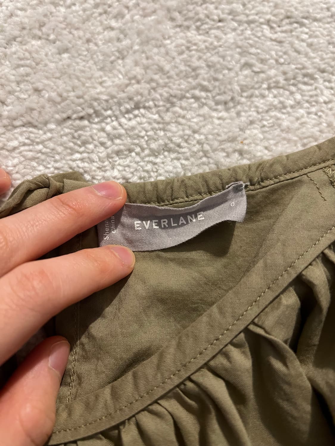 EVERLANE 블라우스 새상품 상품이미지4