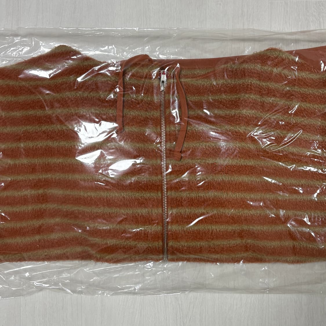 슈프림 23FW 브러쉬드 후드 집업 오렌지 (L) 상품이미지3