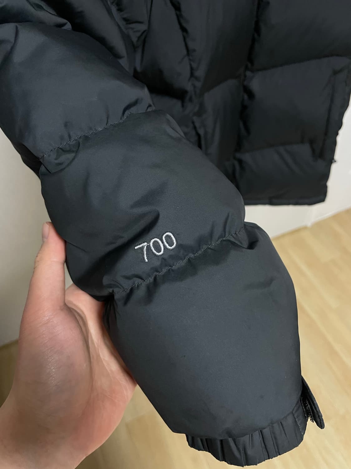 살로몬 700 패딩  상품이미지4