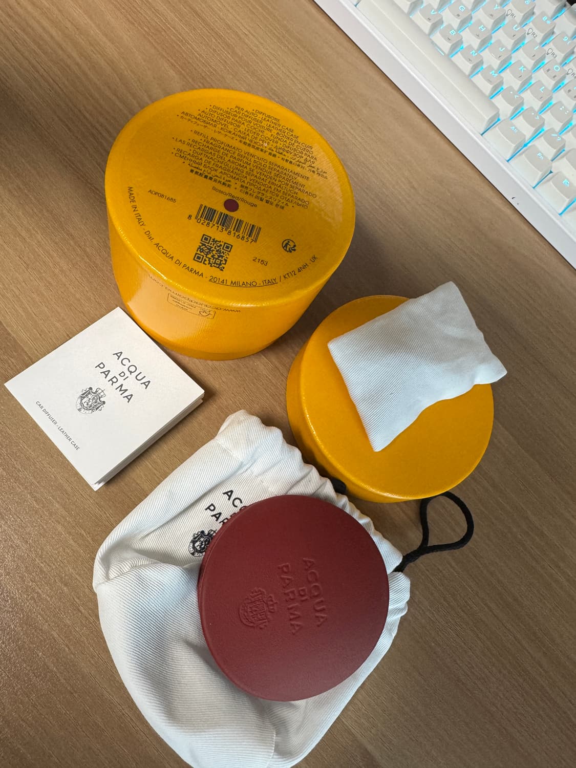 아쿠아디파르마 차량용 디퓨저 딥레드 한정판 판매 상품이미지1