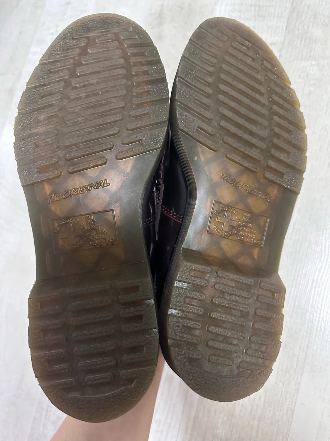 닥터마틴 아드리안 체리레드 Uk7 1회착 상품이미지4