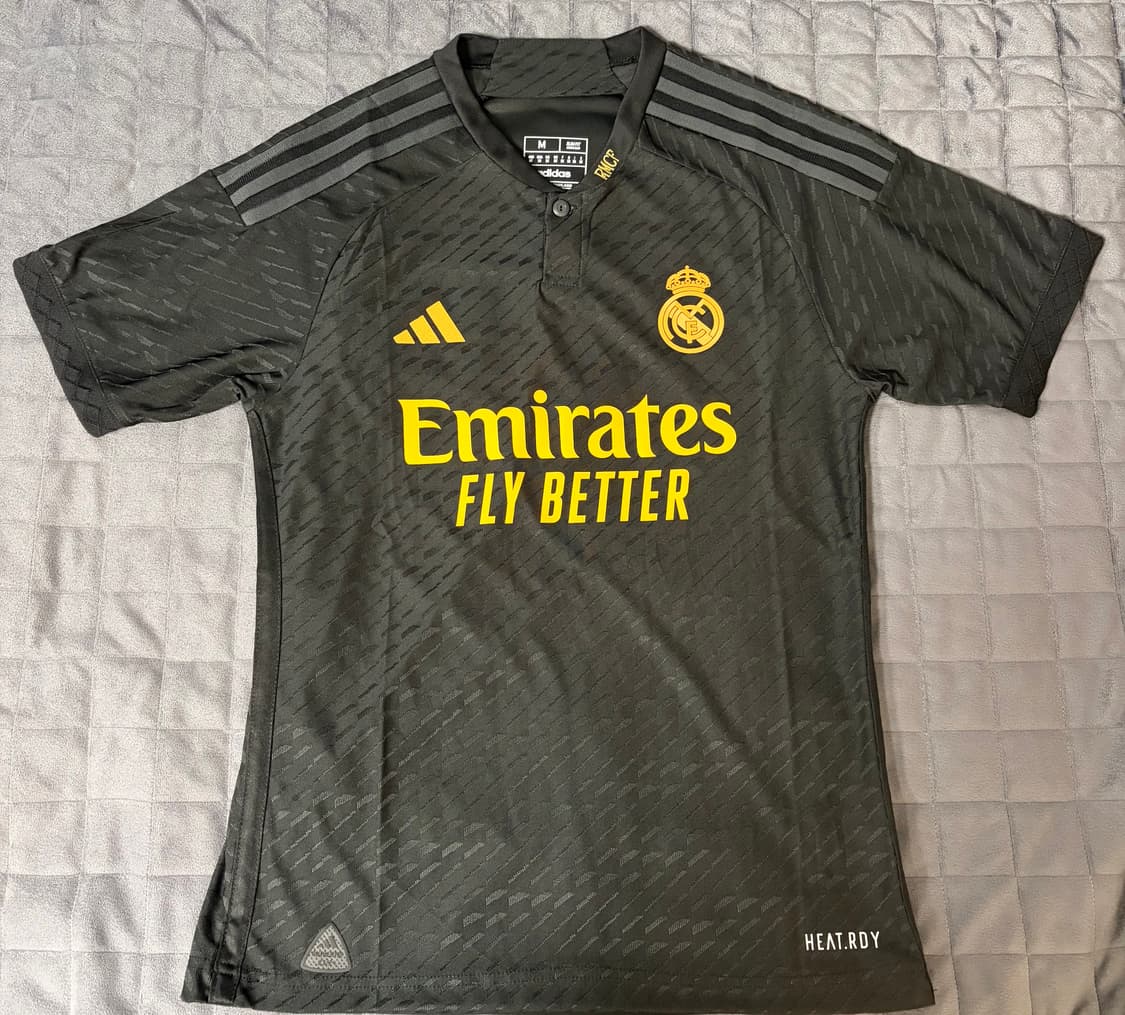 23/24 레알 마드리드 써드 어센틱 유니폼 상품이미지1