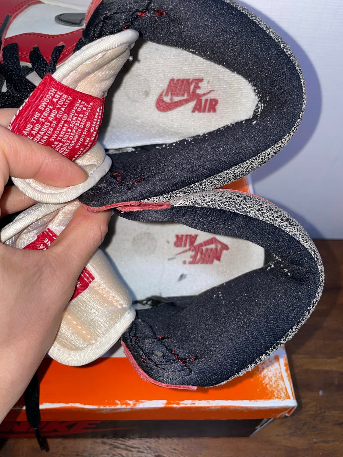 나이키 에어 조던 1 레트로 하이 OG Chicago 상품이미지5