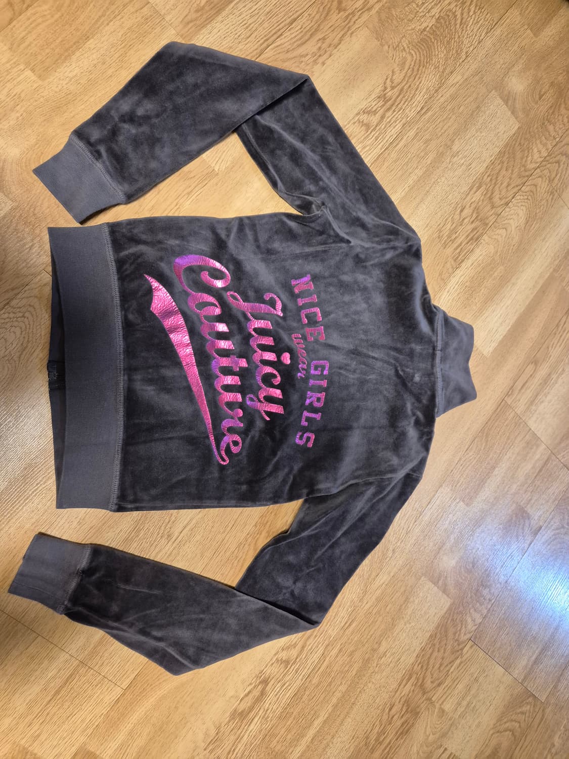 쥬시 꾸뛰르 벨벳 트레이닝복 세트 P 상품이미지2