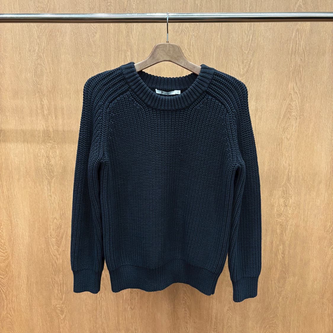 알렉산더 왕 긴팔 라운드넥 니트 래글런 무지 디테일 레귤러핏 블랙 상품이미지2