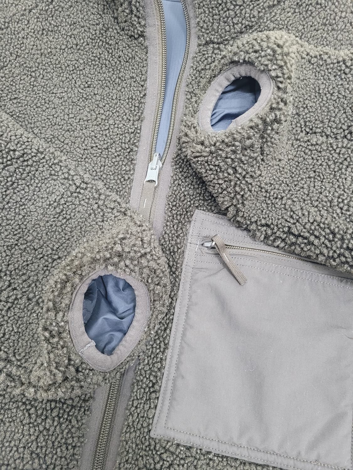 유니클로 U 리버서블 플리스 자켓 뽀글이 점퍼 / 남 S 브라운
 상품이미지7