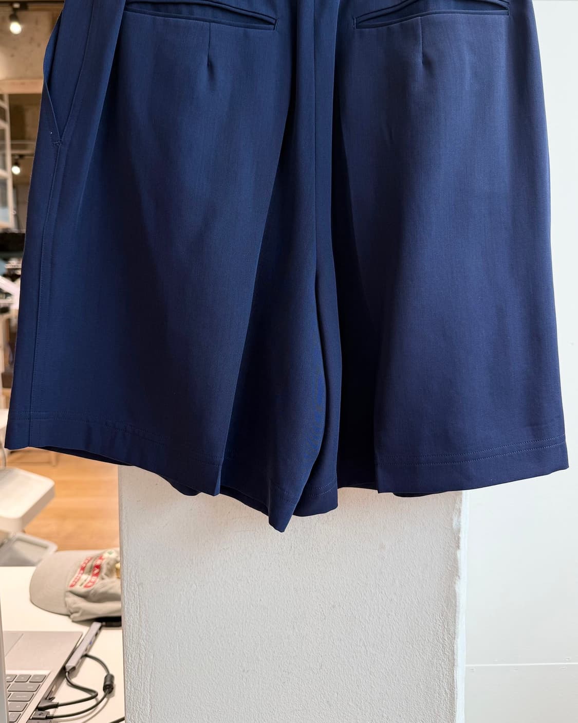 크리스찬 디올 스포츠 네이비 하프팬츠  상품이미지7