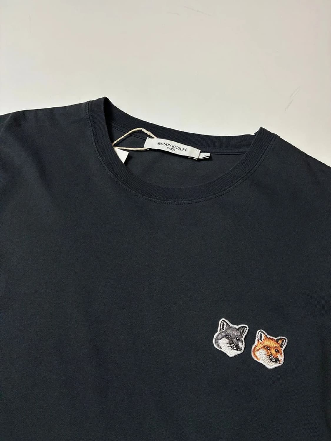 메종키츠네 22ss 더블폭스 헤드 반팔 티셔츠 PN8561 상품이미지3