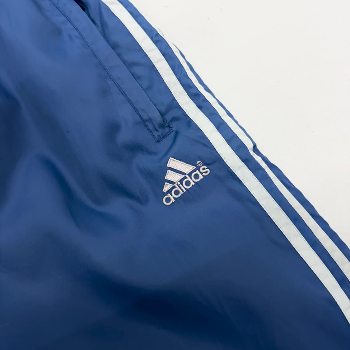 아디다스 90s 삼선 올드스쿨 와이드 바람막이 트랙팬츠 상품이미지3