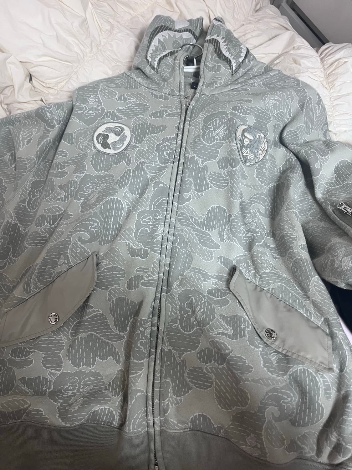 베이프 알파인더스트리 샤크 후드 집업 L 상품이미지2