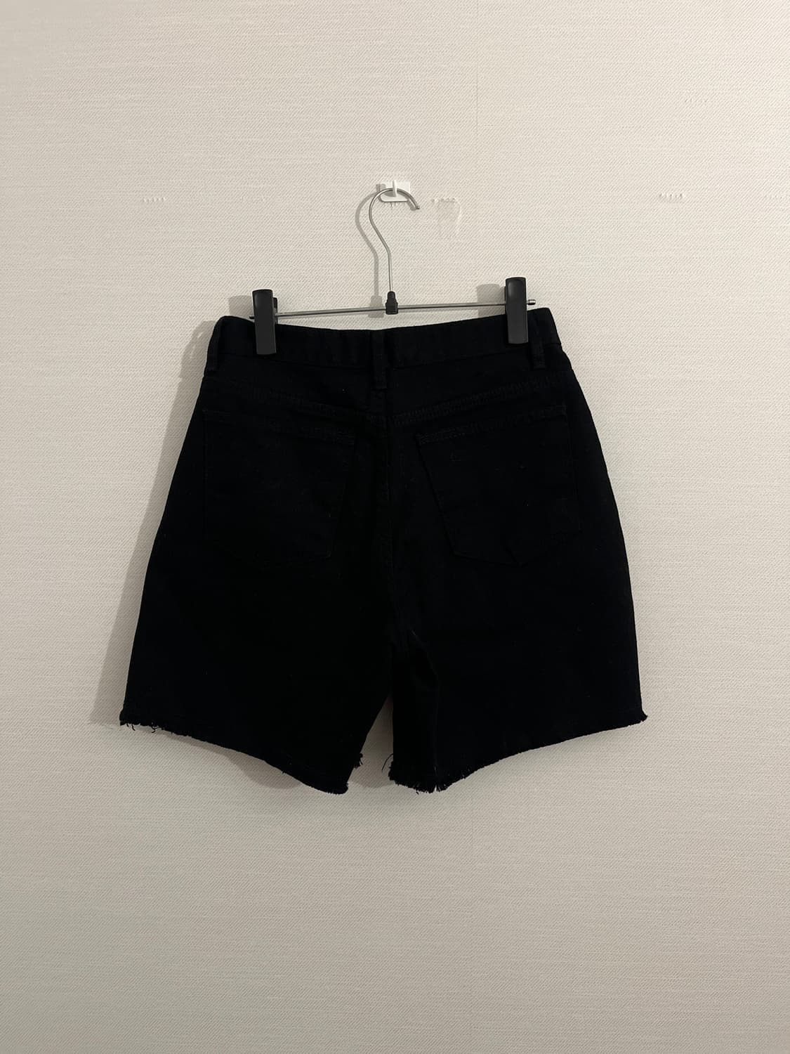 블랙 미디 팬츠 상품이미지2