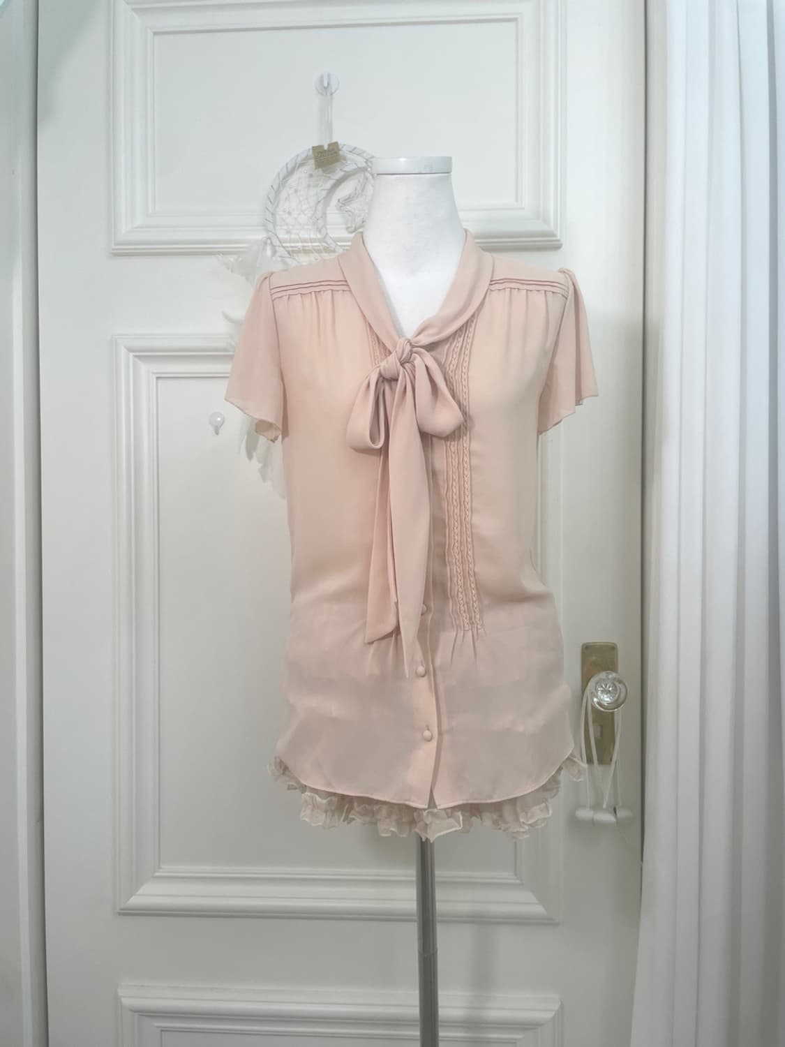 plum cream bow lovely blouse(size-2) 상품이미지1