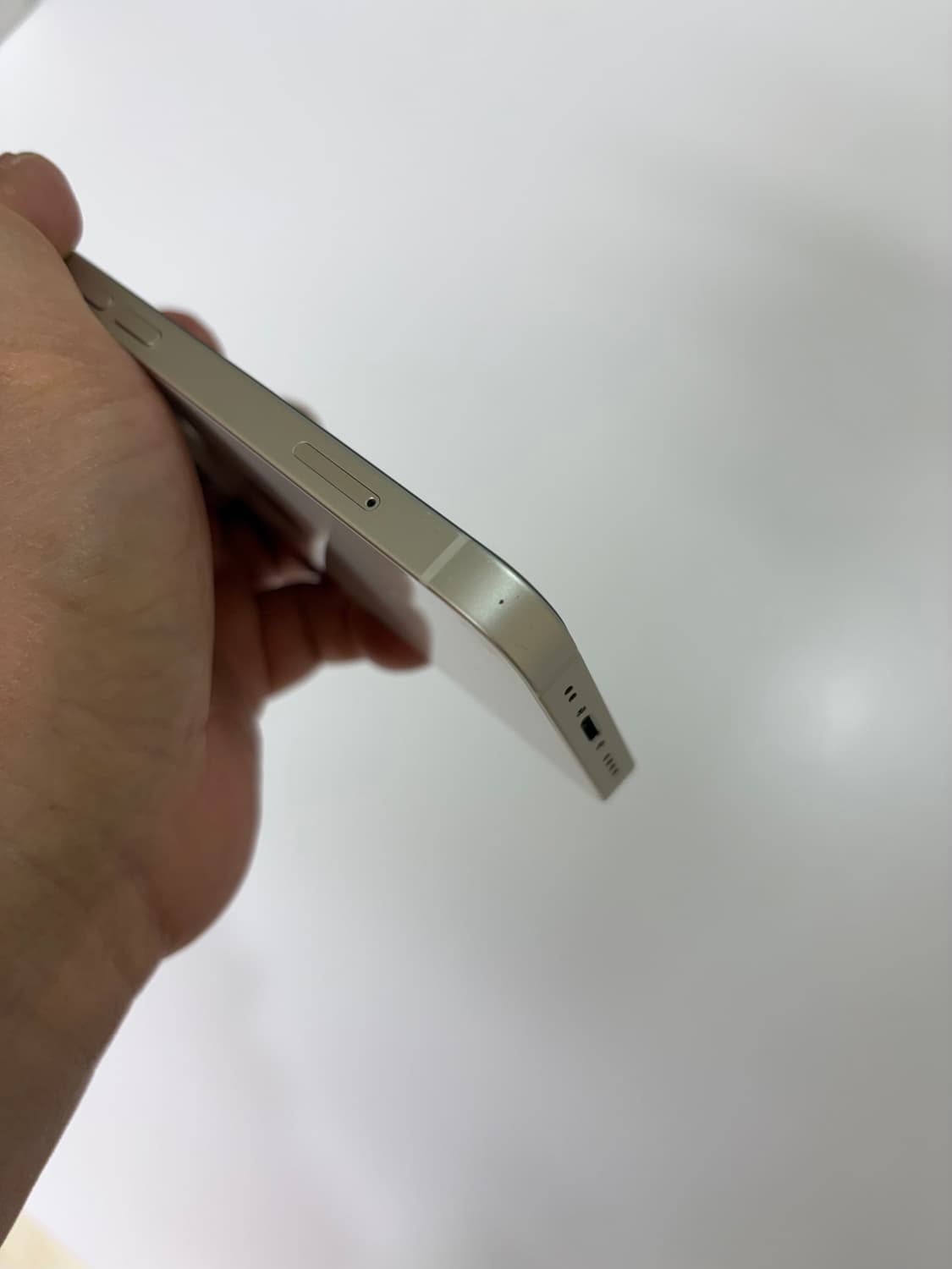 애플 아이폰13미니 스타라이트 화이트 256G 상품이미지8