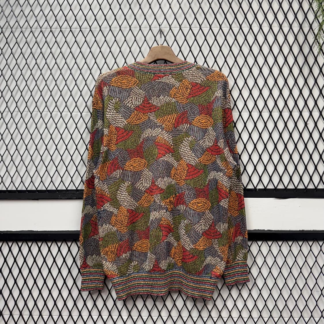 미쏘니 스포츠 스웨터 직조패턴 3D 자가드 케이블 니트 상품이미지2