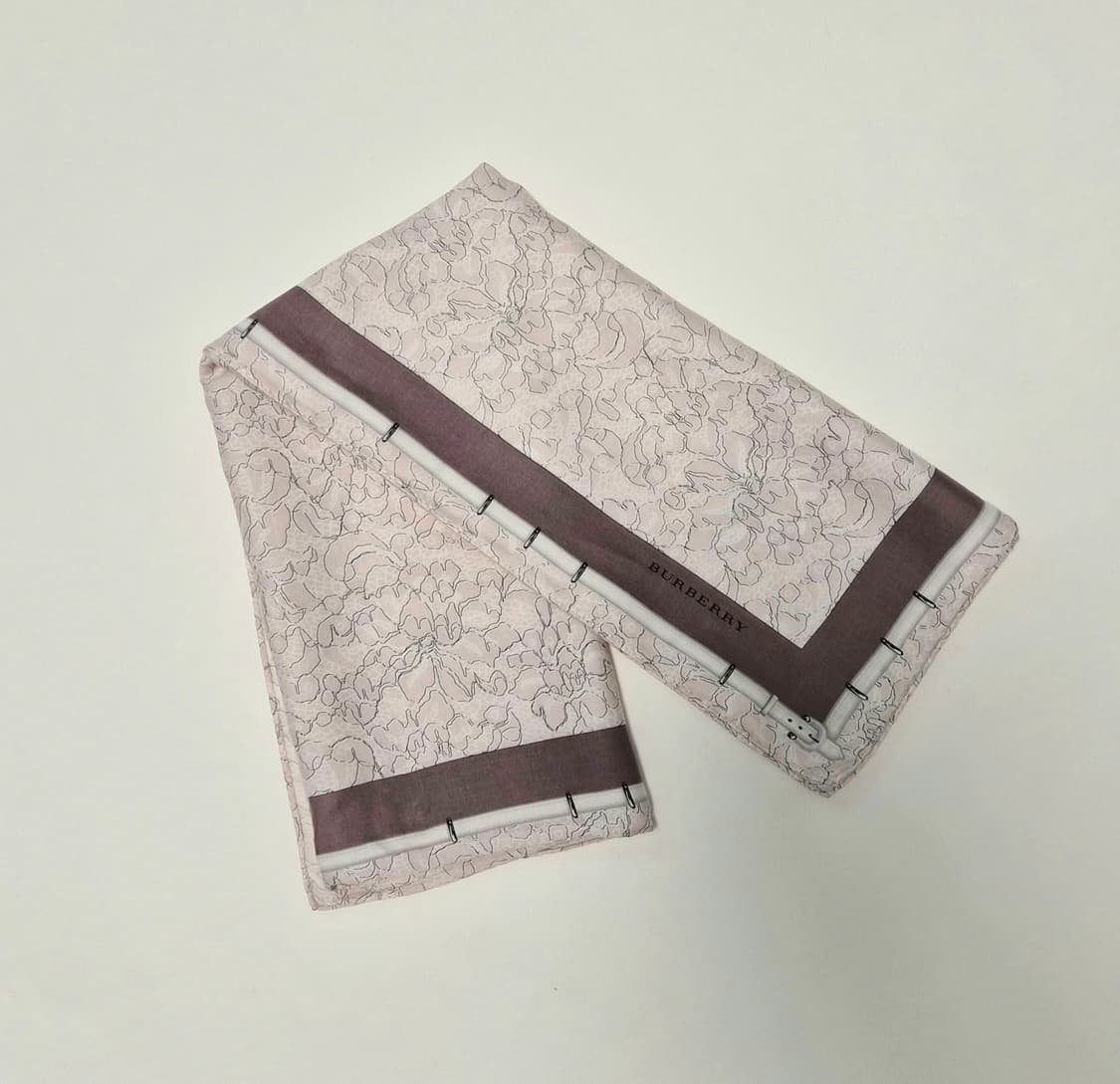 버버리 쁘띠 스카프 손수건 머플러 상품이미지2