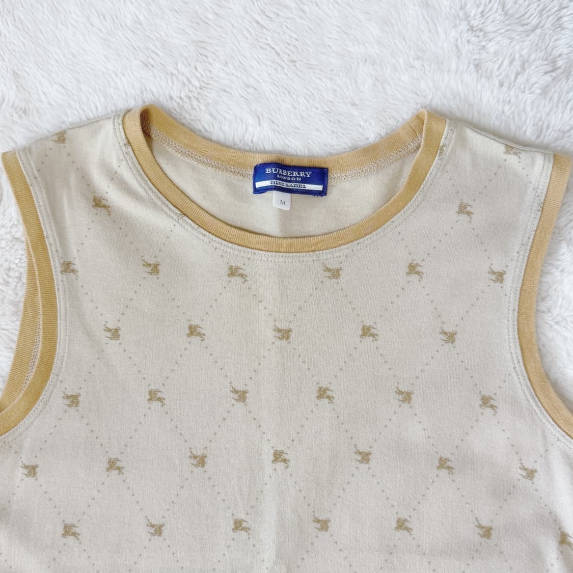 Burberry 버버리 블루라벨 베이직 모노그램 로고 딱붙 탱크탑 상품이미지3