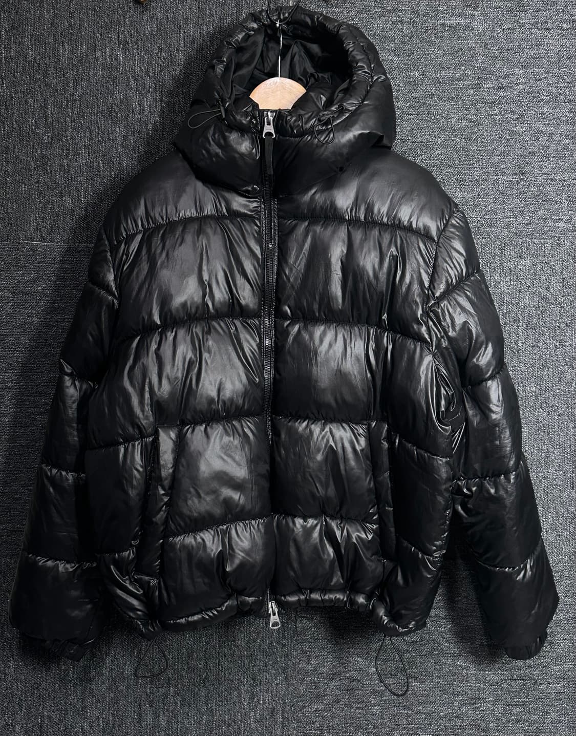 H&M 블랙 패딩 M 사이즈 상품이미지1