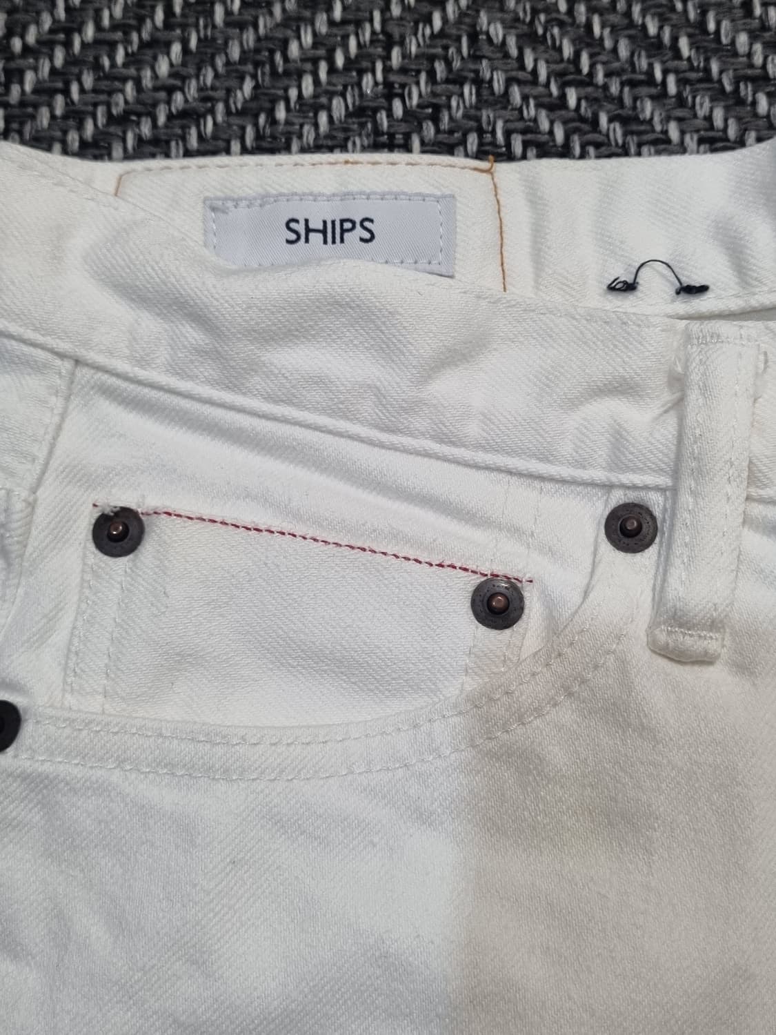 SHIPS — 화이트 셀비지 데님 팬츠 상품이미지2