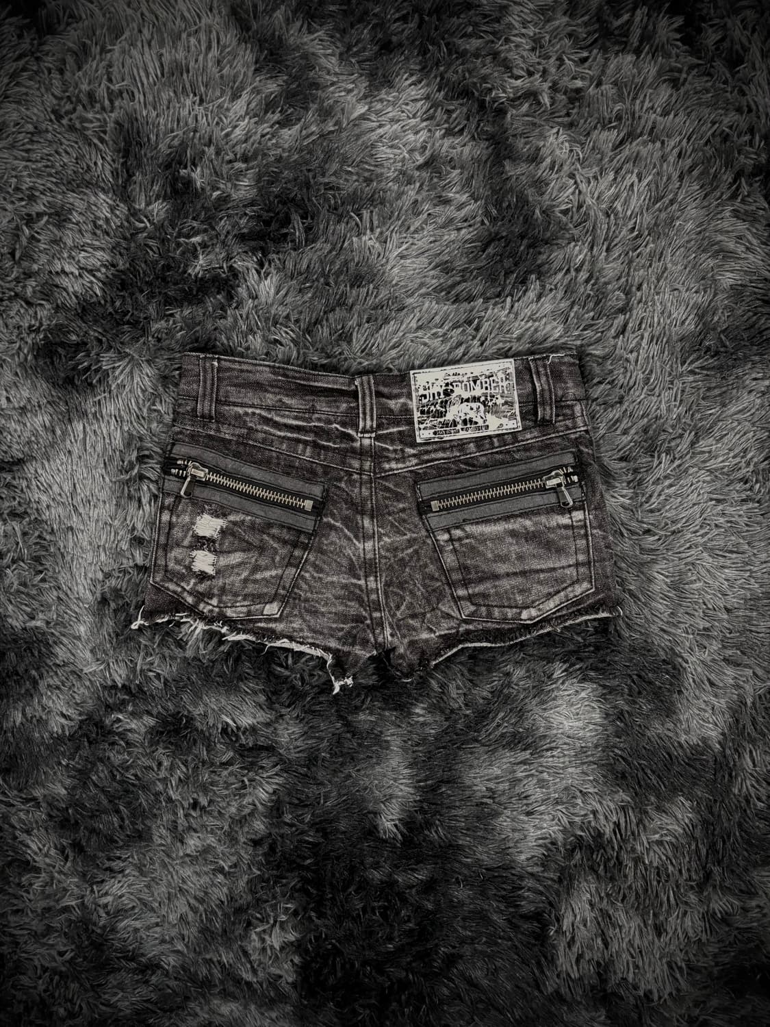 Sky Bomber 흑청 데미지 워싱 숏팬츠 상품이미지2