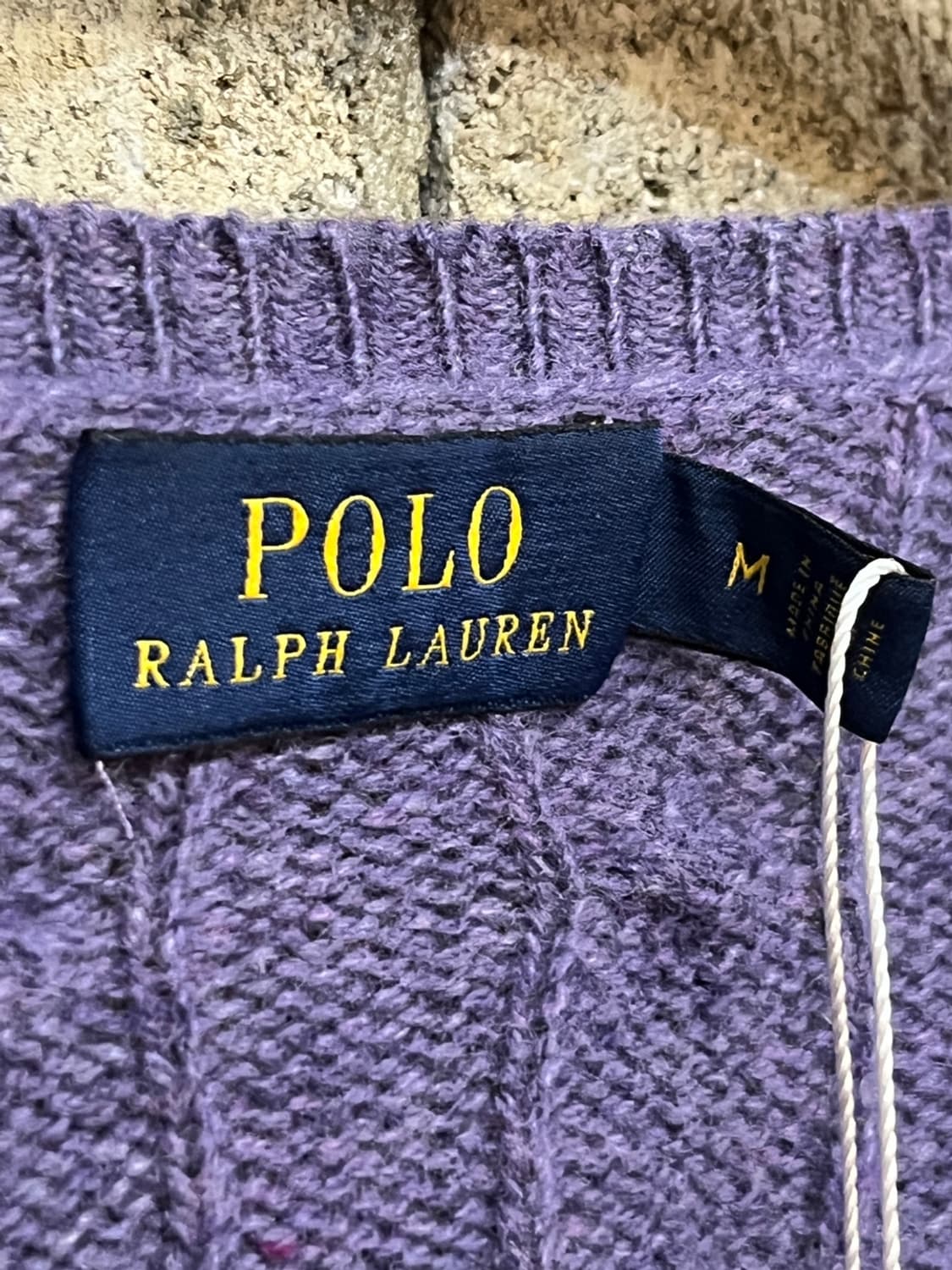 폴로 랄프로렌 메리노 울 브이넥 스웨터 상품이미지4