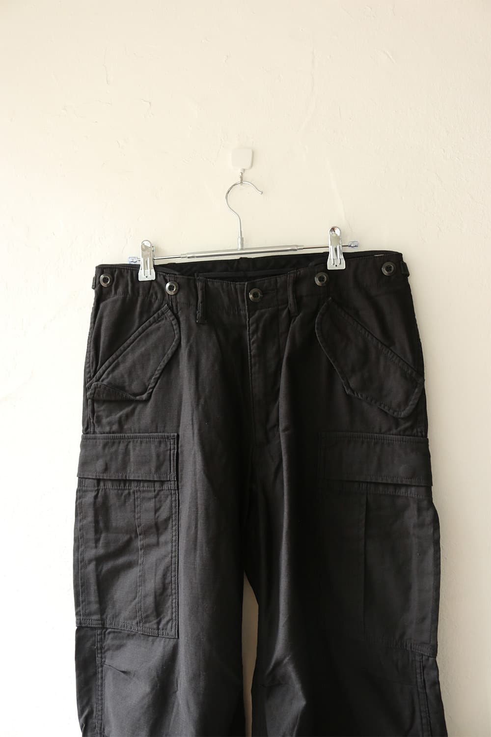 어태치먼트 블랙 카고 팬츠 상품이미지5