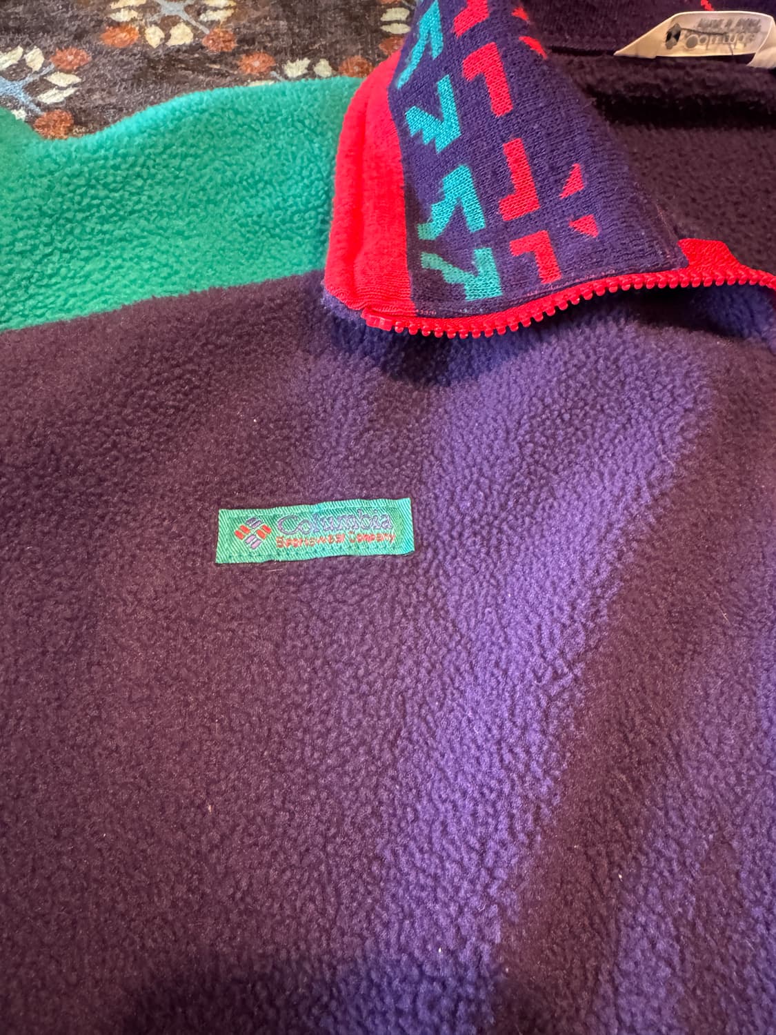 콜롬비아 폴리스집업 상품이미지4