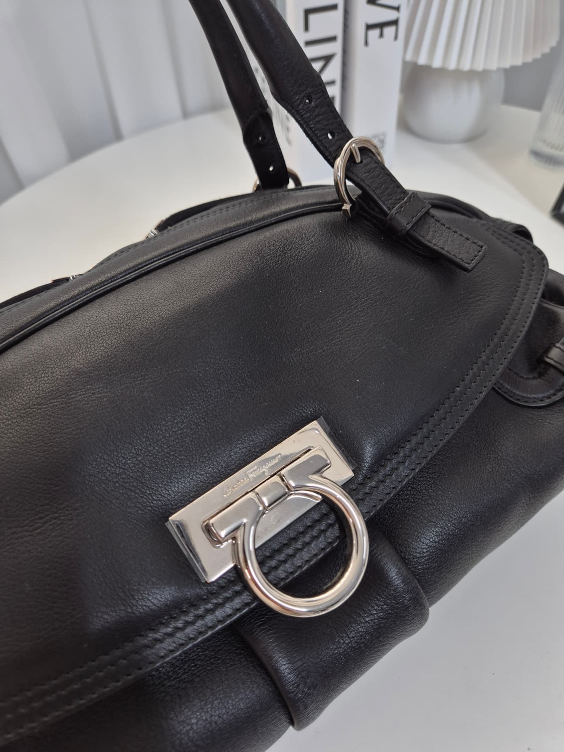 페라가모 간치니 토트백 상품이미지4