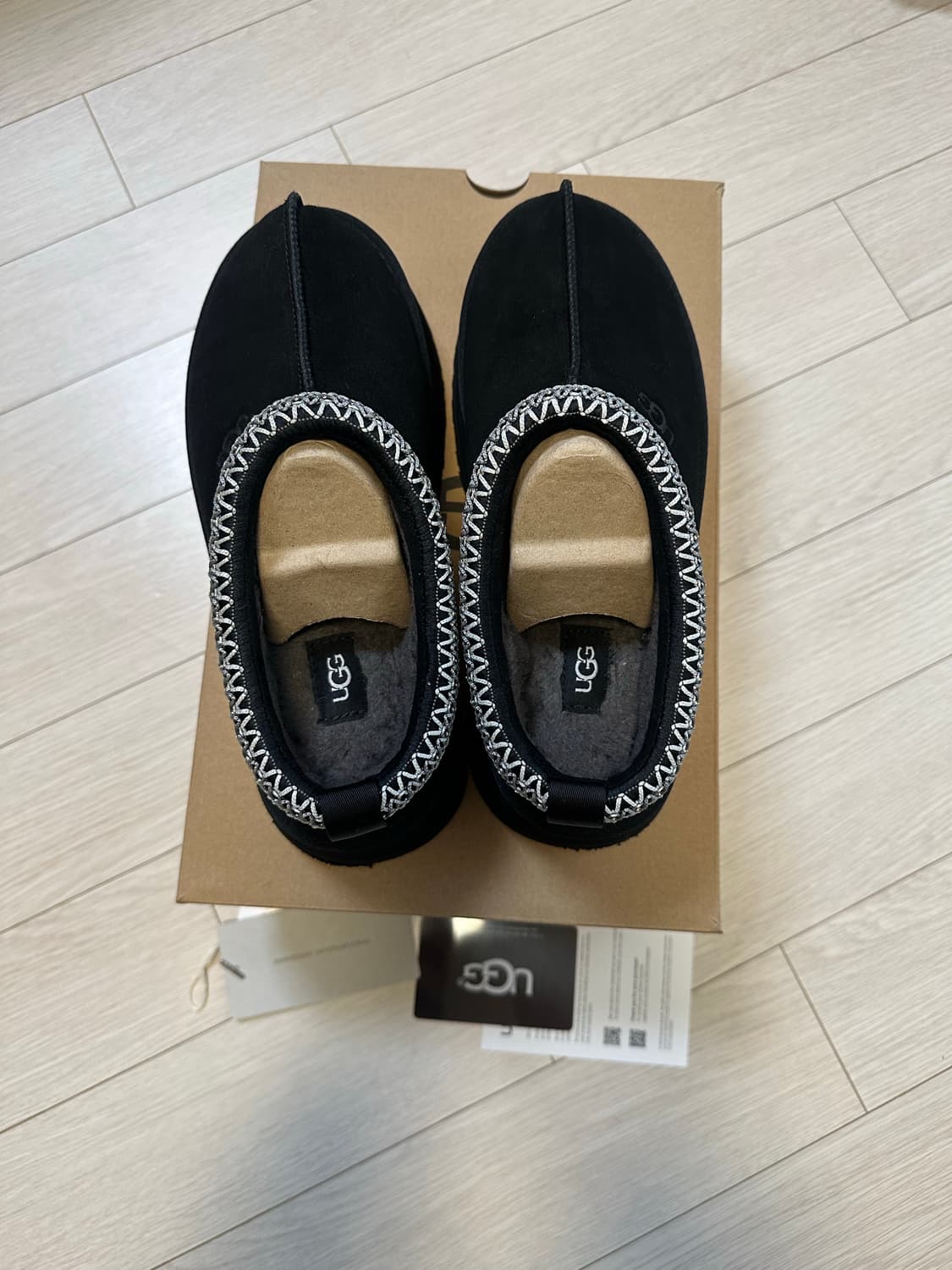 어그 타즈 슬리퍼 블랙 240 상품이미지5