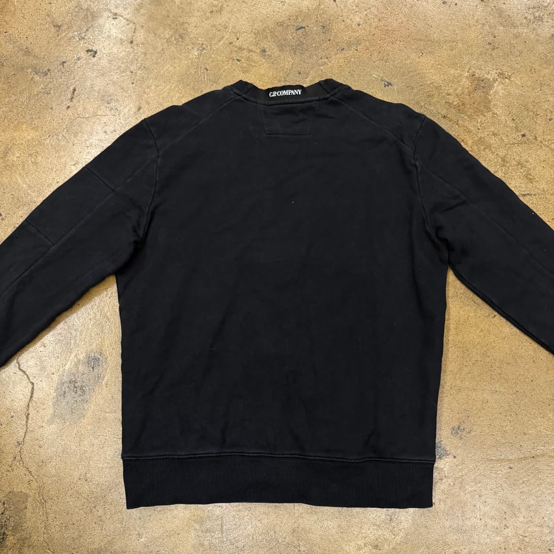 [정품/M] C.P.컴퍼니 렌즈 맨투맨 b8 상품이미지4