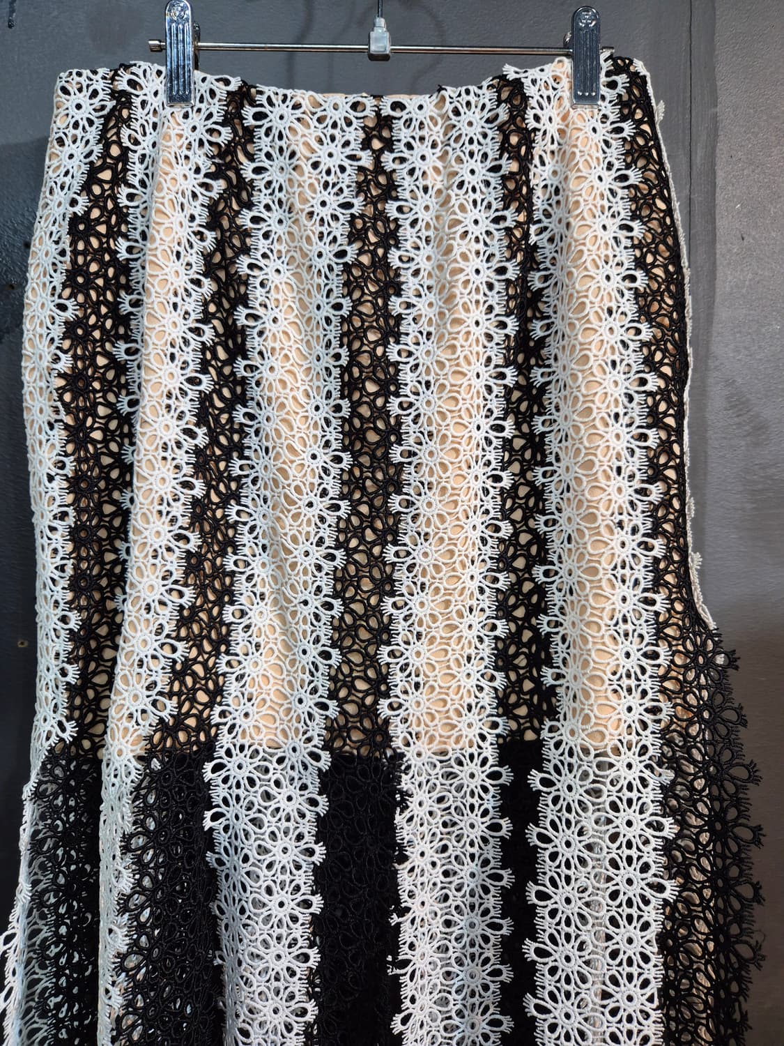 블랙&화이트 레이스 롱 스커트 55 66 상품이미지4