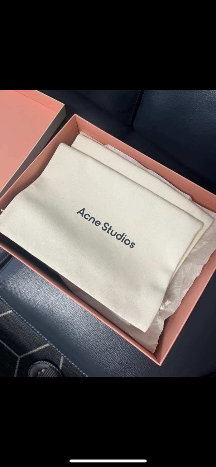 아크네스튜디오 운동화 상품이미지5