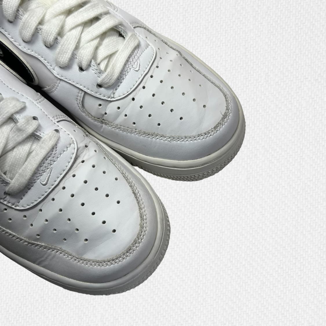 260 나이키 에어포스1 로우 화이트 블랙 상품이미지5