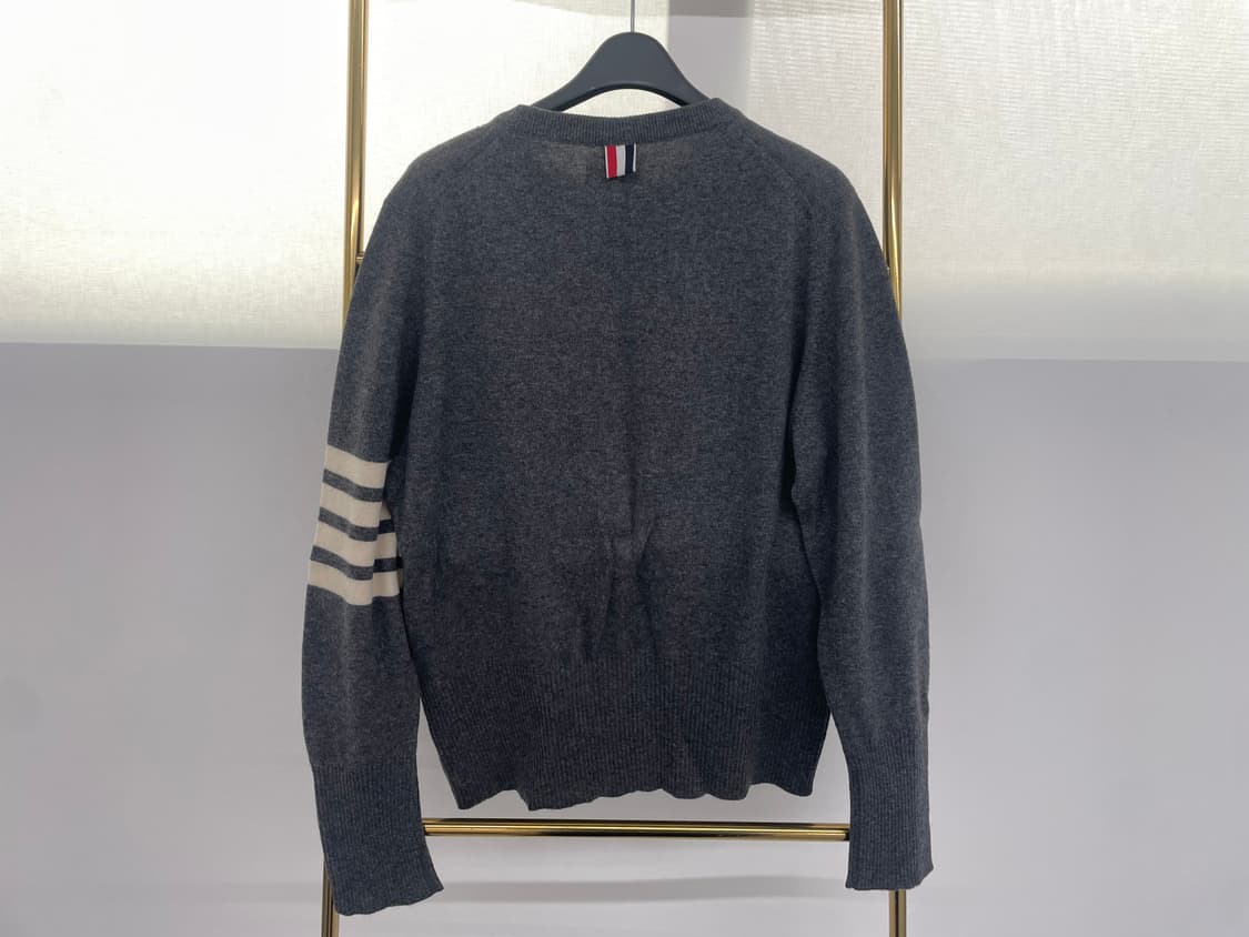 톰브라운 긴팔 니트 상품이미지5