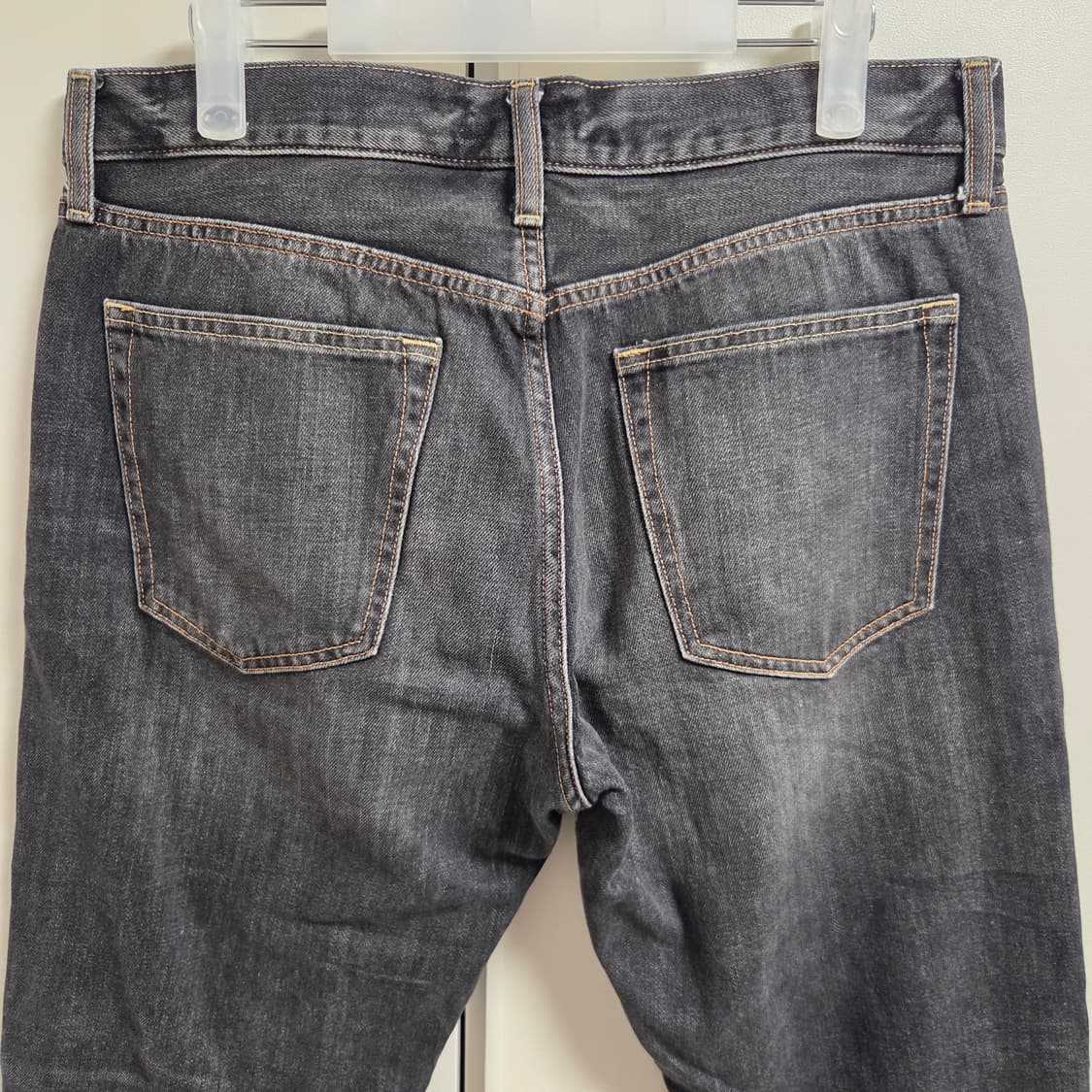 유니클로 흑청 데님 청바지 34-35 상품이미지4