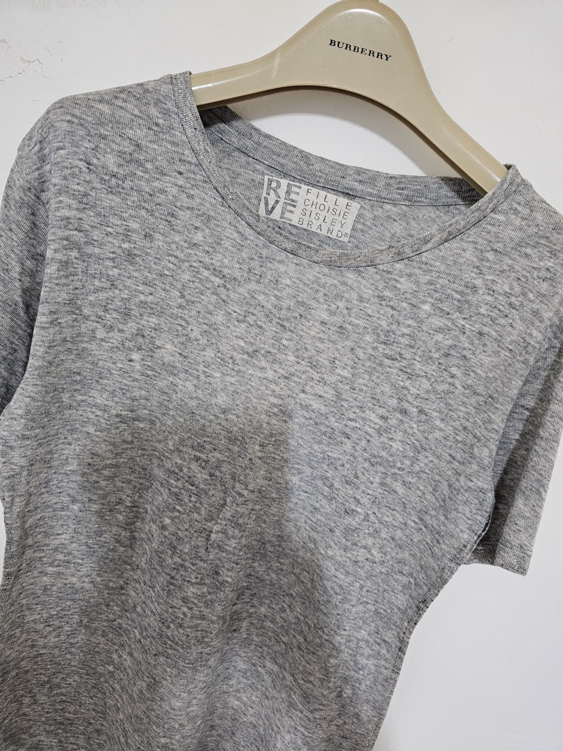 시슬리 라인반짝이 포인트 그레이 반팔티 55. 택만뗀새제품  상품이미지2