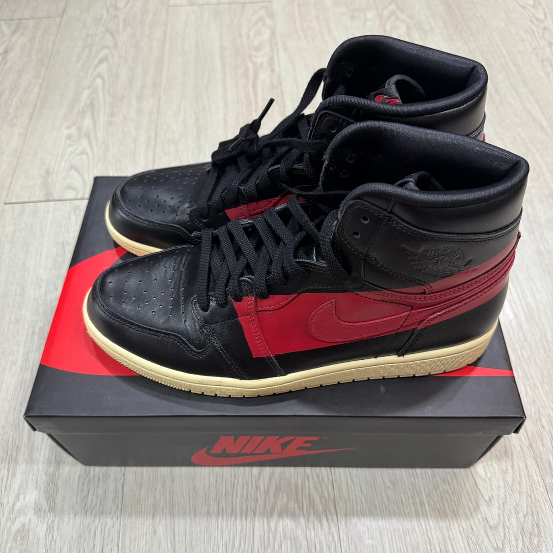 나이키 에어 조던 1 레트로 하이 OG 디파이언트 쿠튀르 290cm 상품이미지1