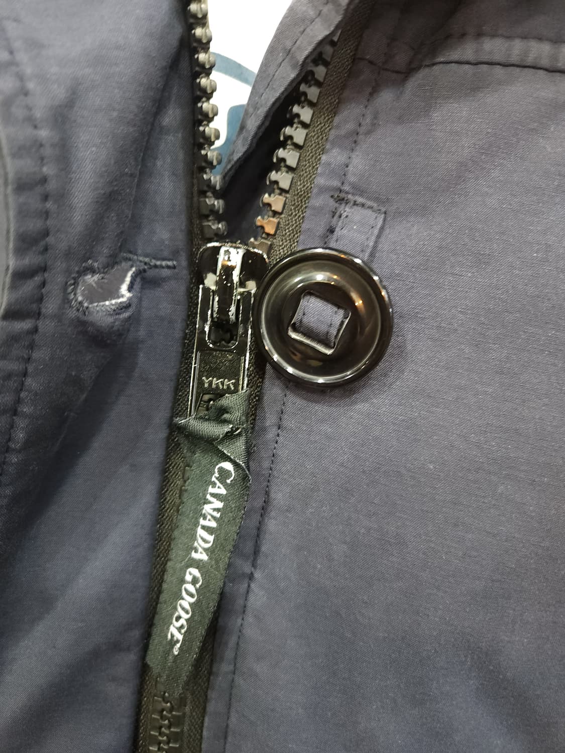 캐나다구스 몬테넬로 후드 다운 점퍼

 상품이미지3