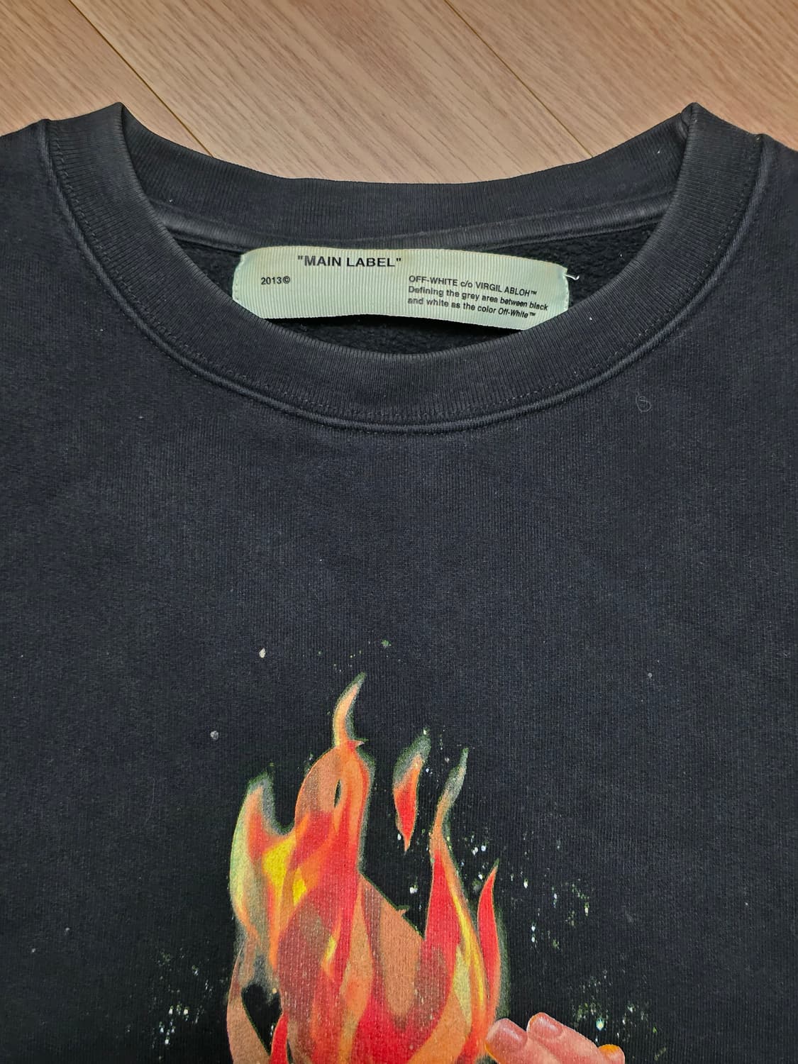 L) 오프화이트 디아고날 파이어 스플라이스 기모 맨투맨 상품이미지3