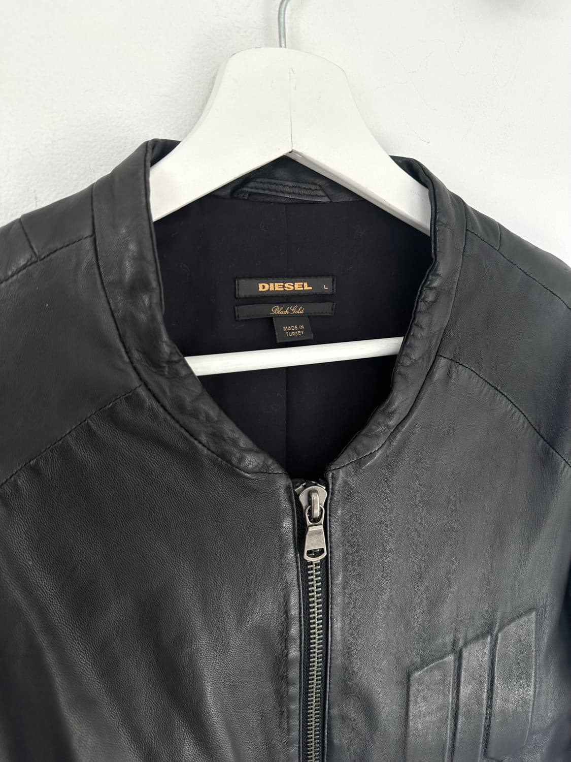 디젤 블랙골드 메달 엠보싱 램스킨 레더 자켓 상품이미지3