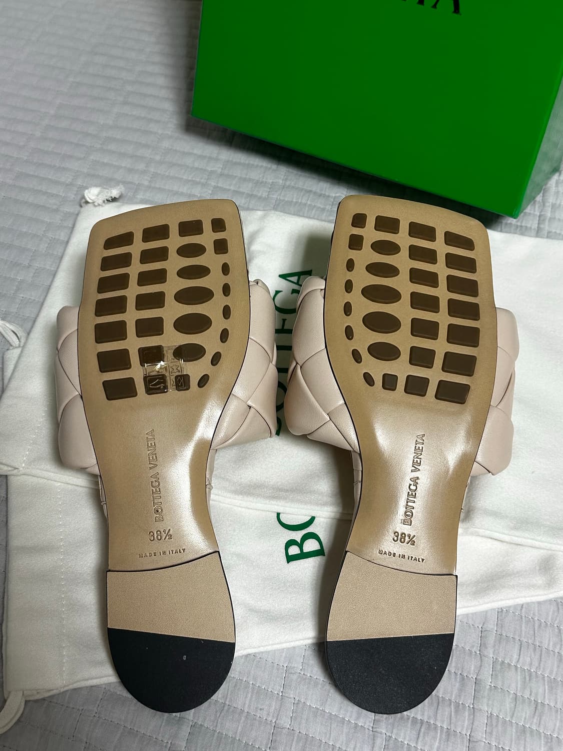 보테가베네타 리도샌들 상품이미지2