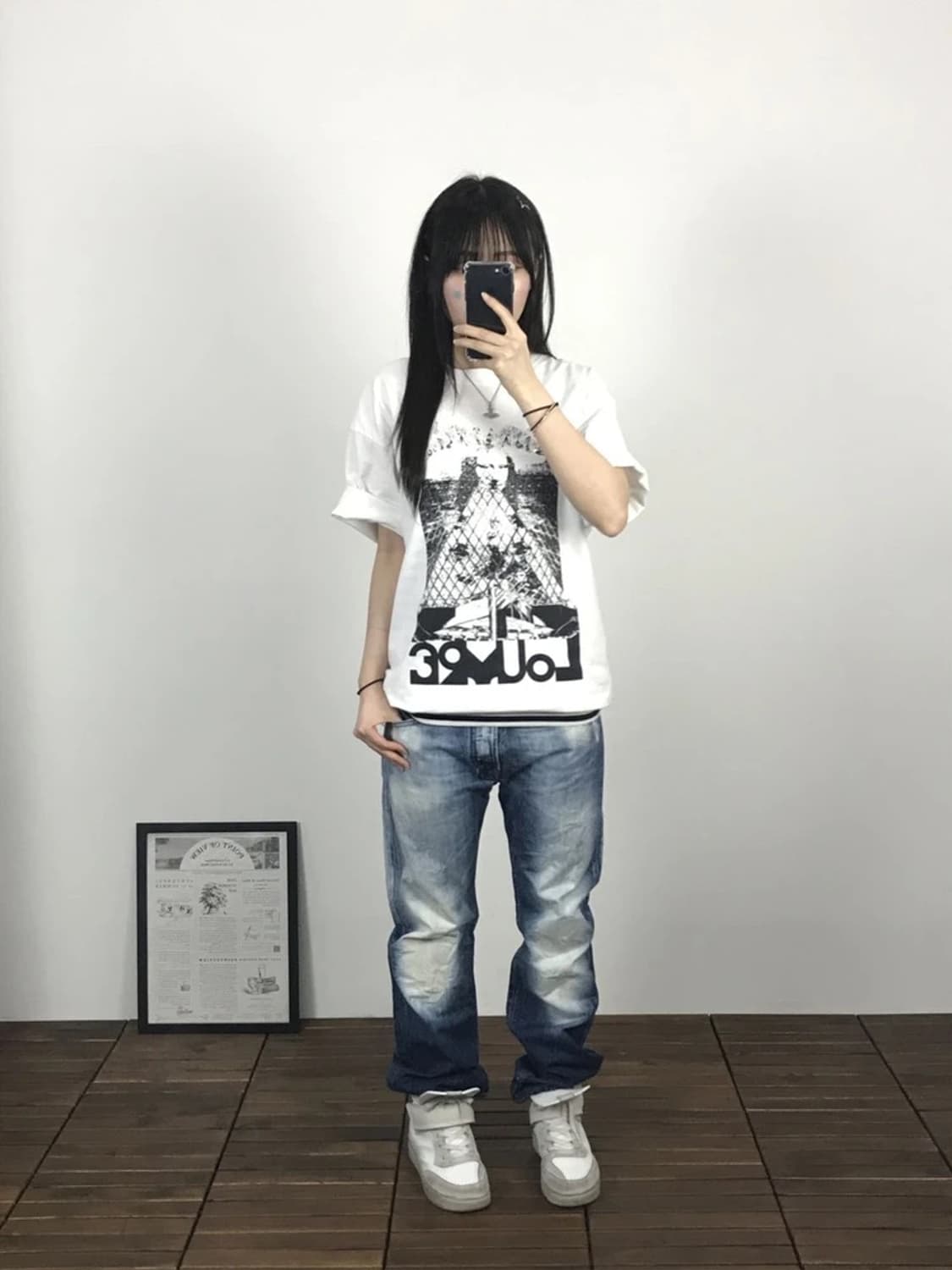 UNIQLO UT Louvre M/M Paris Tee 상품이미지3