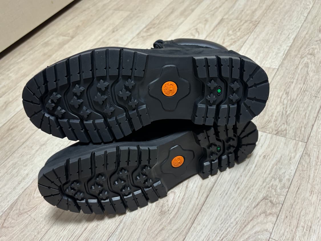 팀버랜드 프리미엄 6인치 워터프루프 부츠 블랙 265mm 상품이미지3