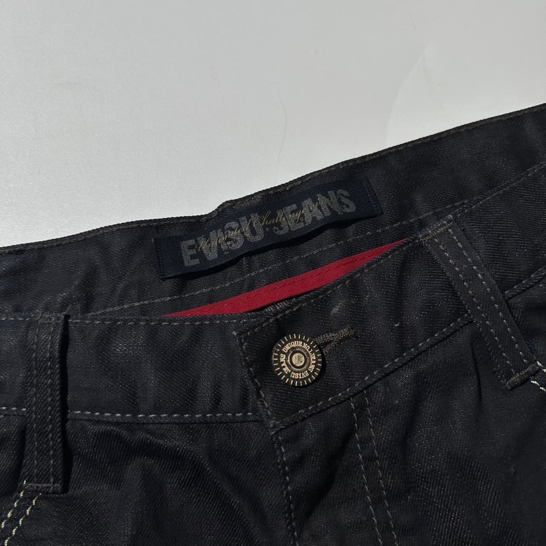 에비수 엔지니어드 데님 코팅 하프 팬츠 상품이미지4