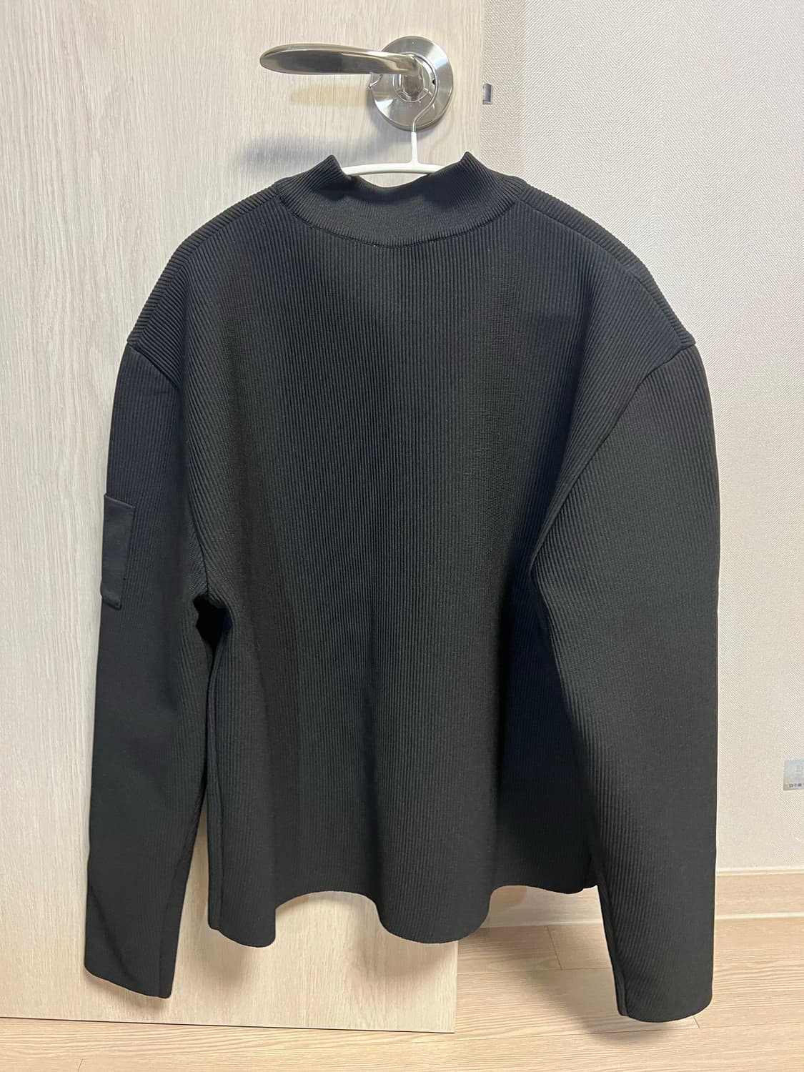 25SS 아모멘토 모크넥 집업 가디건 블랙 상품이미지5