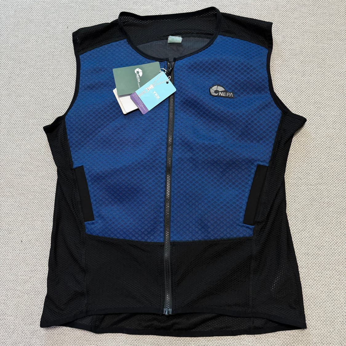 네파 배색 메쉬 바람막이 조끼 상품이미지1