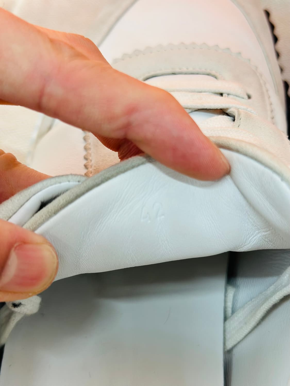 에르메스 바운싱 스니커즈 42 상품이미지7