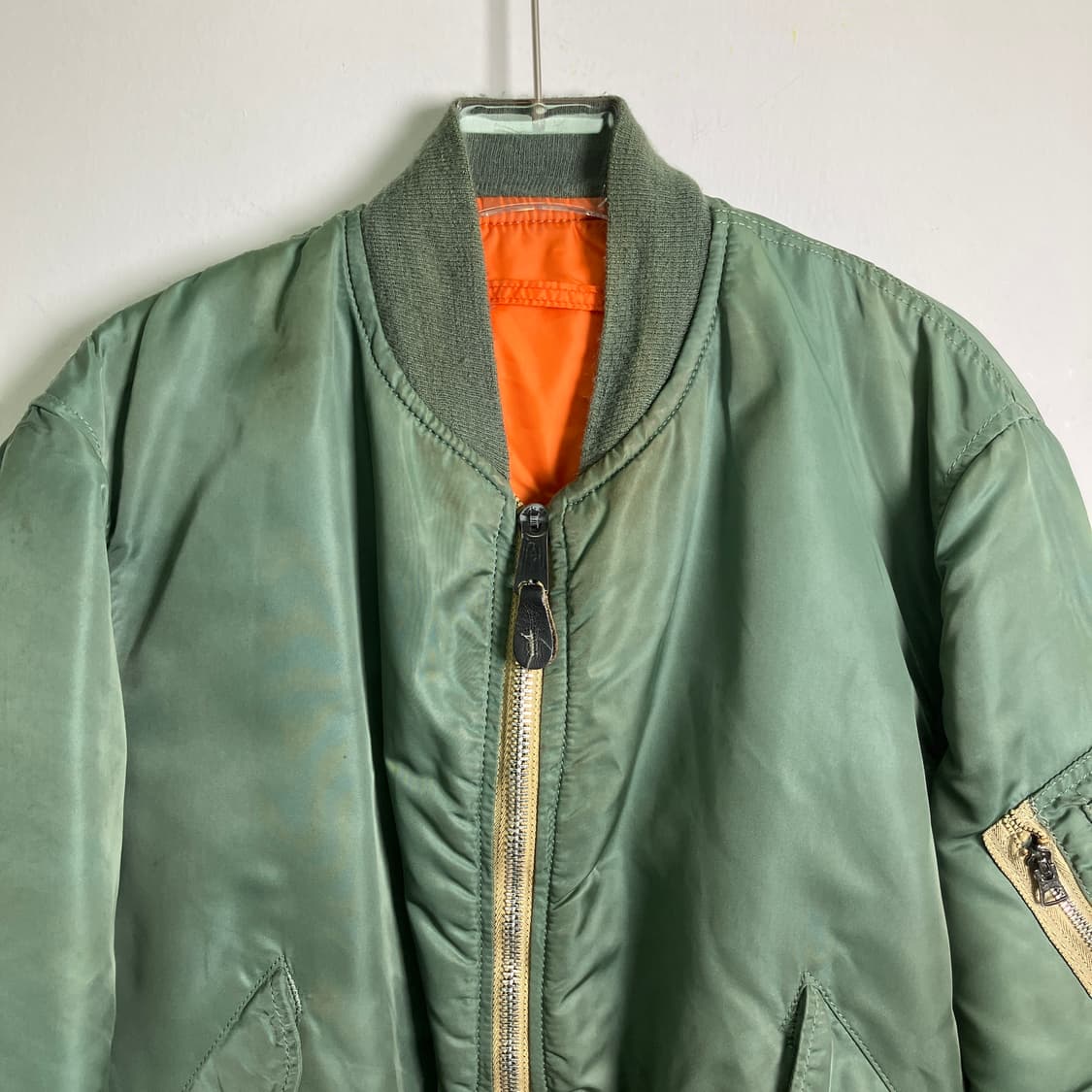 80's 알파인더스트리 카키 ma-1 항공점퍼  상품이미지3