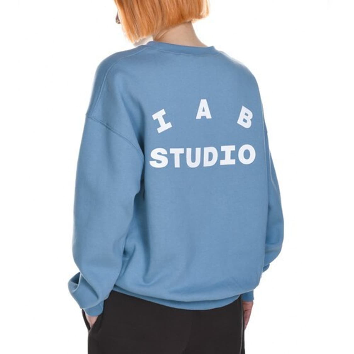 아이앱스튜디오 시그니처 스웻 크루넥 맨투맨 PN8138 상품이미지2