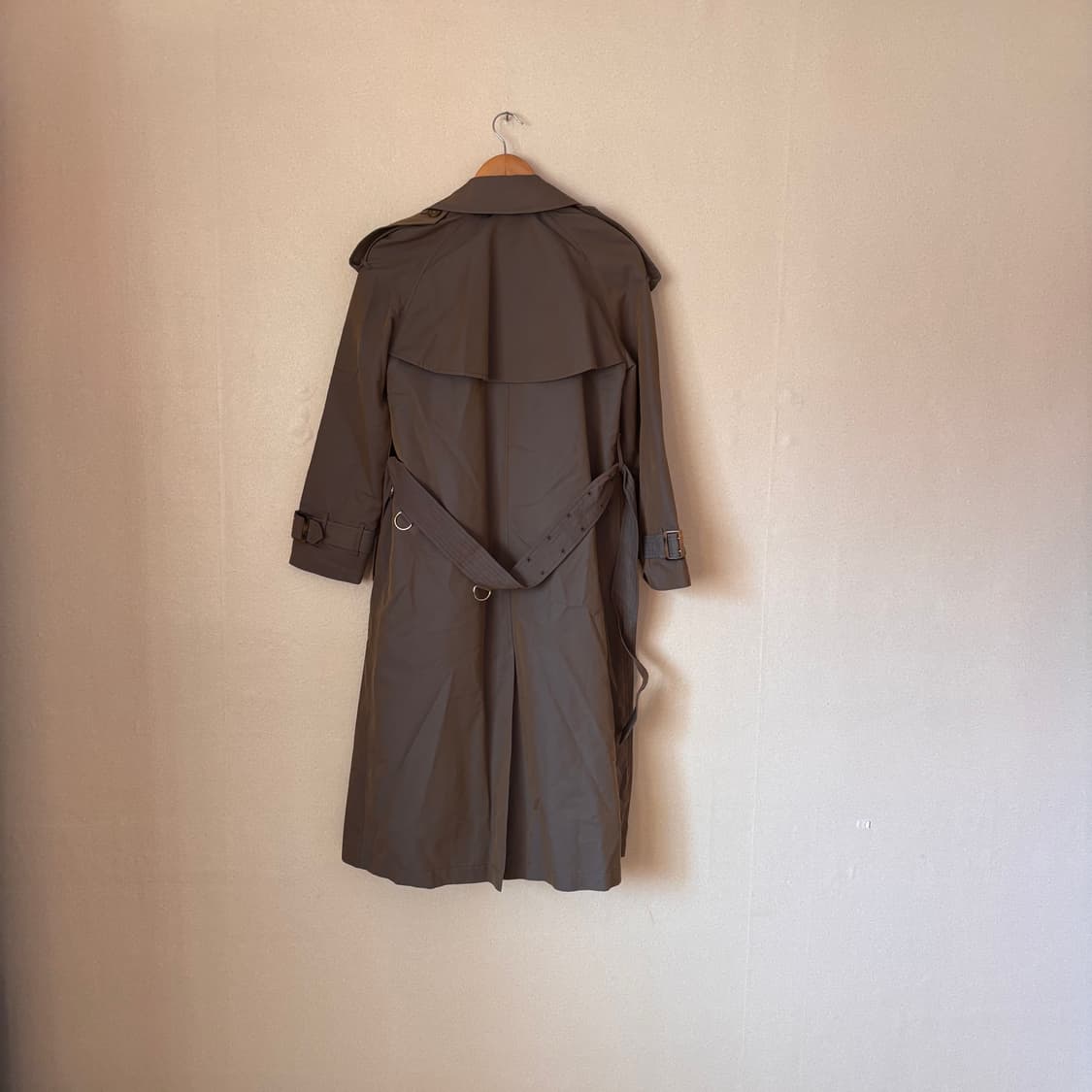 버버리 잉글랜드 켄싱턴 헤리티지 코트 트렌치 4 사이즈  상품이미지8