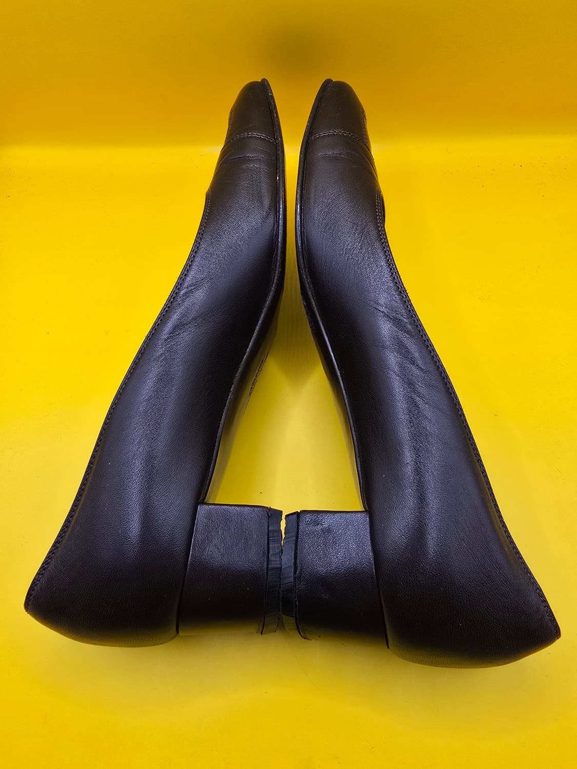 정품 페레가모 양가죽 펌퍼스225 상품이미지6